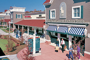 Shopping at Clinton Crossing Premium Outlets